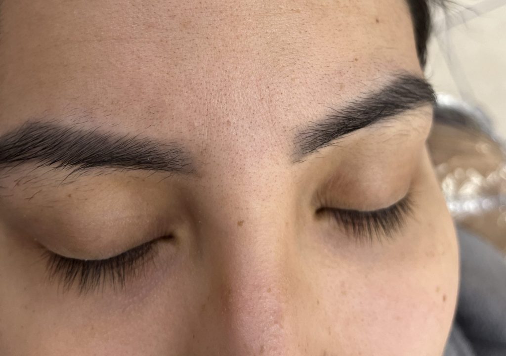 Explore eyebrow threading sensitive skin benefits and care tips for your appointment at Sukhy's Threading. Sukhy's Threading is the top eyebrow threading salon in Rhode Island. Eyebrow threading in Pawtucket, threading in warwick, seekonk eyebrow threading, johnston threading. eyebrow care, skin-friendly hair removal, threading benefits